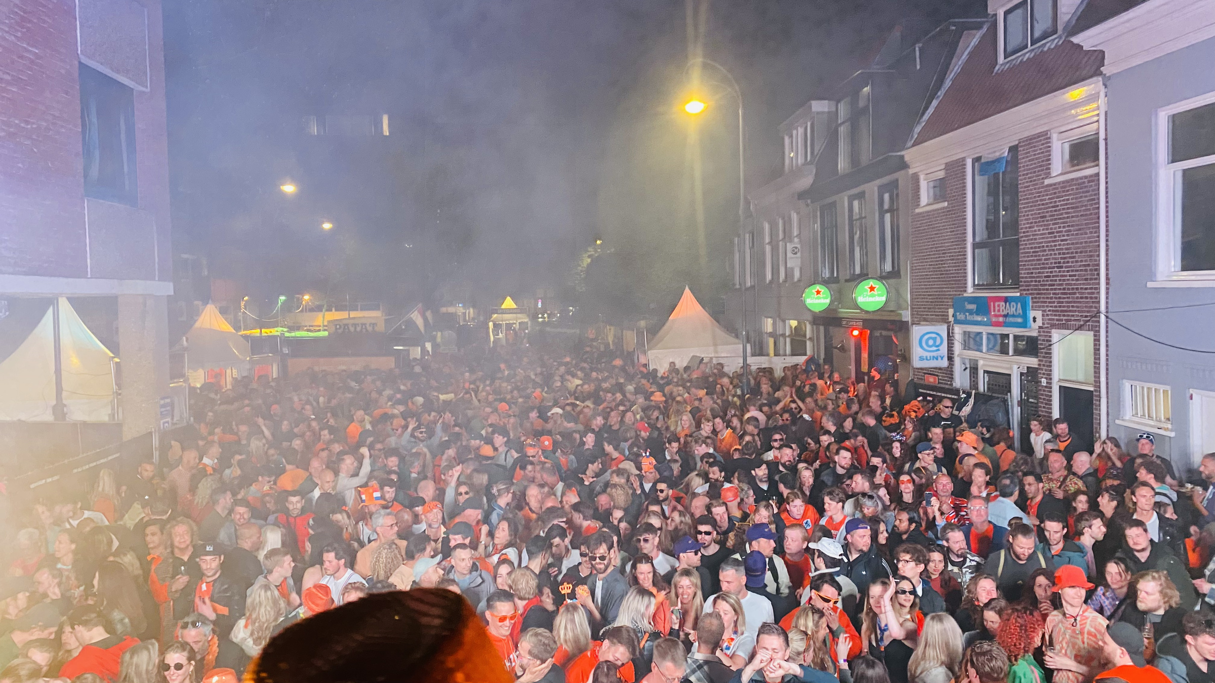 Oranje publiek Koningsdag