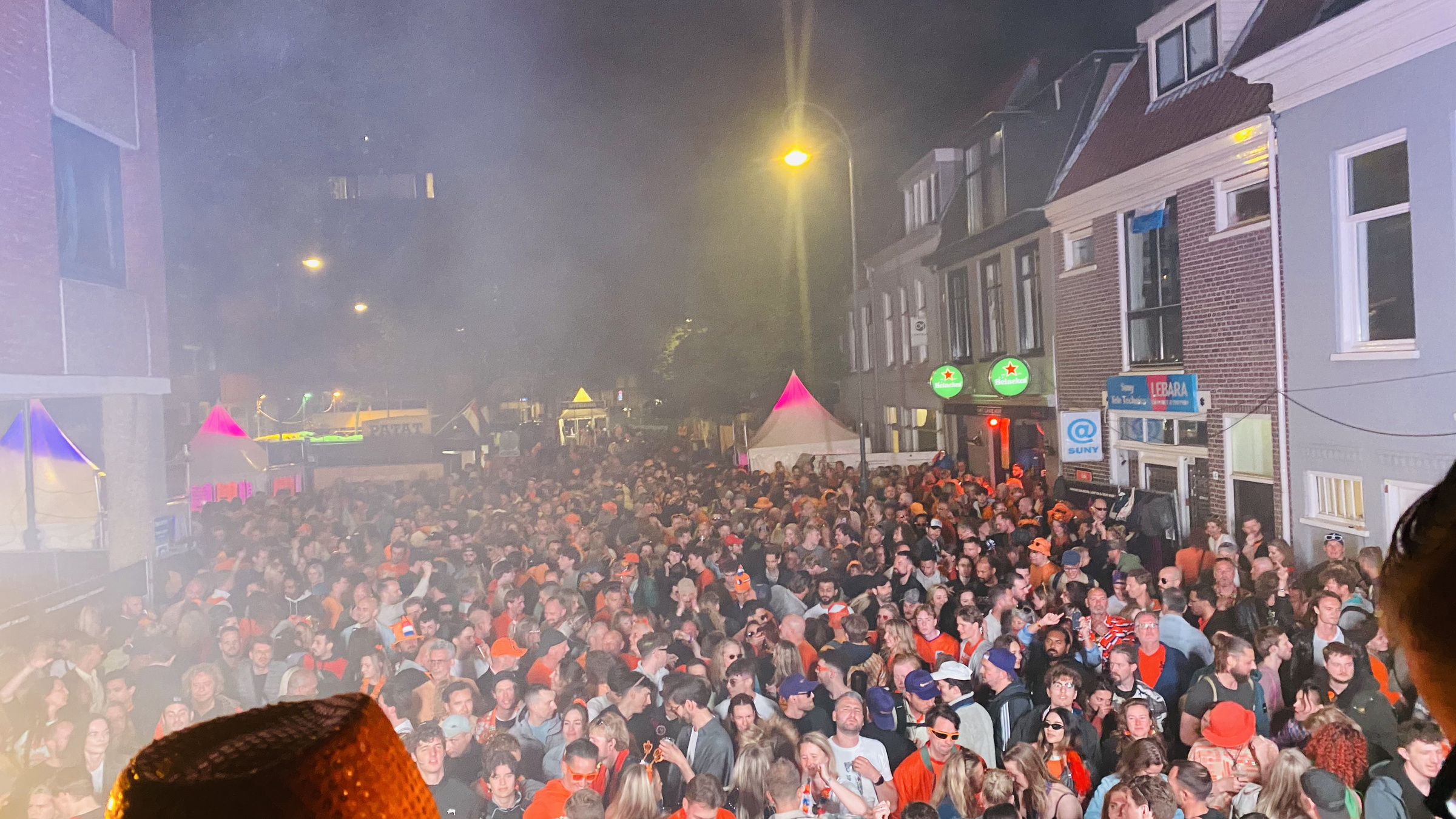 Koningsdag avondsfeer